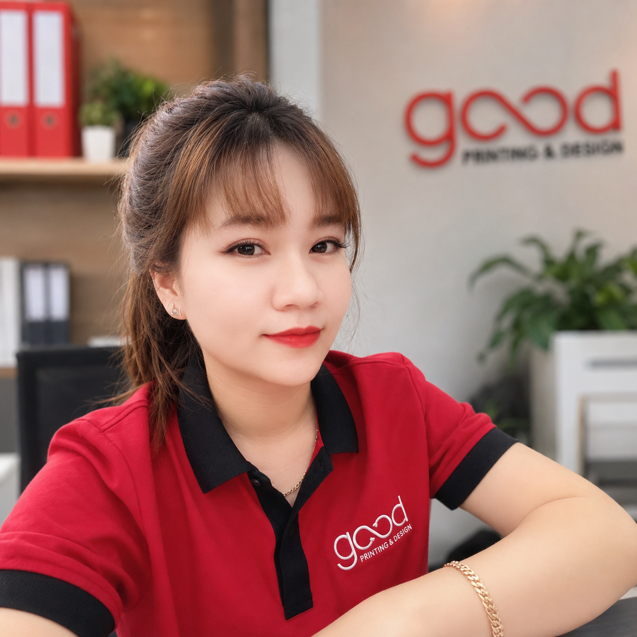 Chị Truyền